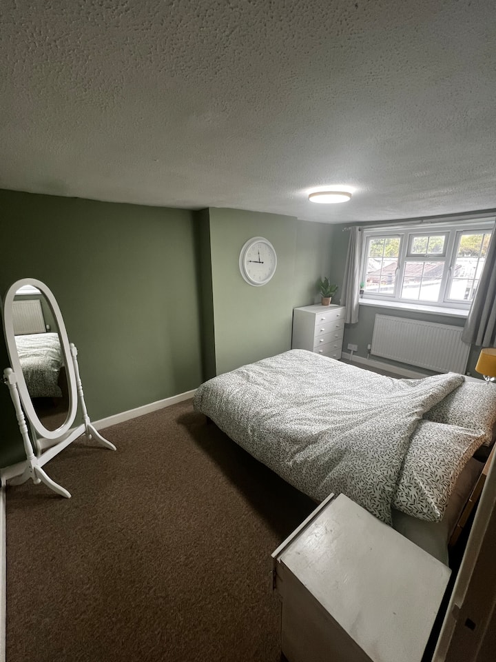 საძინებელი 2