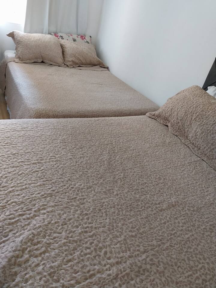 Dhomë gjumi 2
