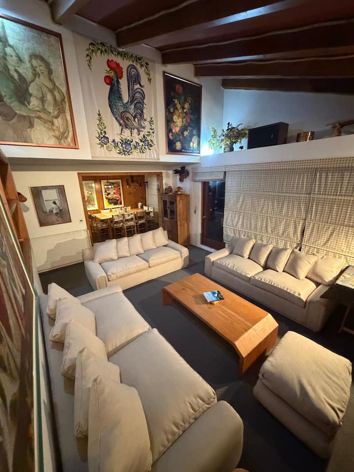 Duplex apartment. 13 people