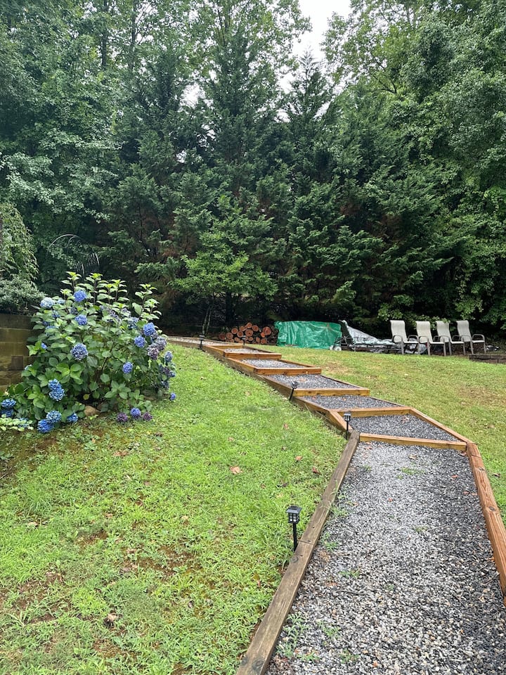 Serenity Cove Lower Unit - Hiawassee, GA