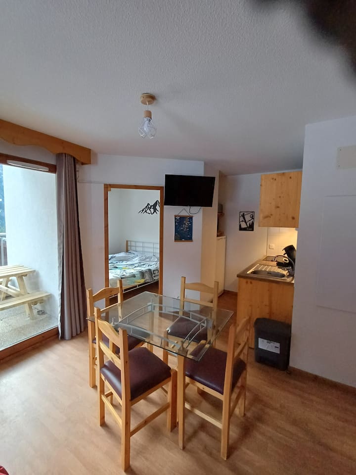 3 Vallées Appart Avec Piscine, Garage - Orelle