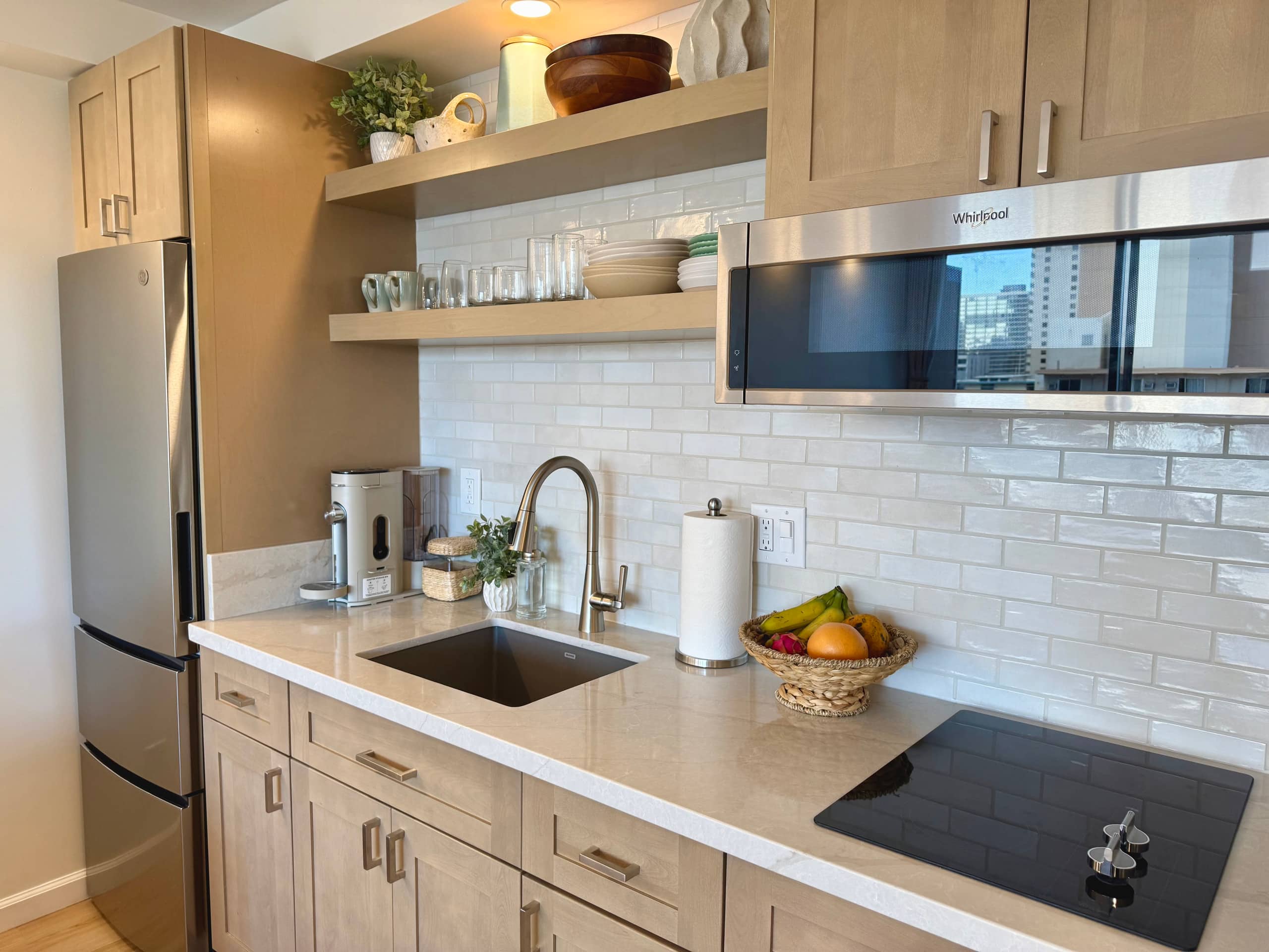 Island-Luxe Studio w/ Free Parking @ Marine Surf - Image 5