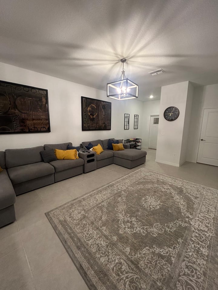 Fun Family Holiday Home In Tampa - San Antonio, FL