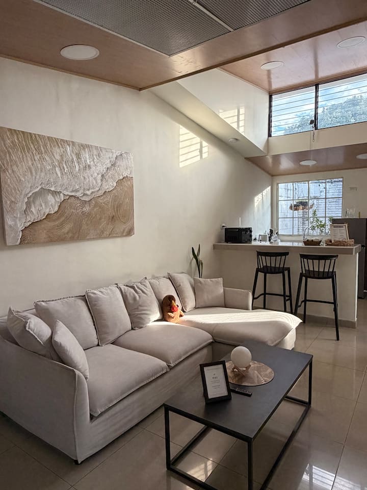 Moderna Casa - Ubicación Perfecta En San Salvador - サン・サルバドル