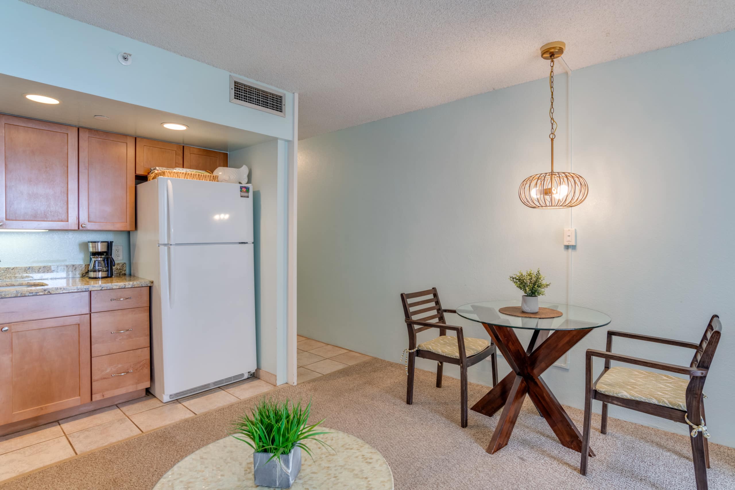 Royal Kahana 405 Studio - Great Views - Image 4