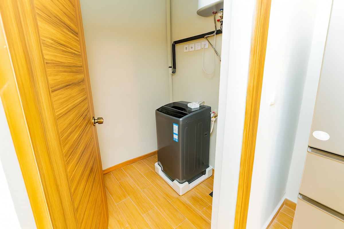 Laundry area image 1