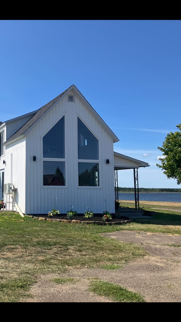 Luxury Oceanfront Escape - New Brunswick