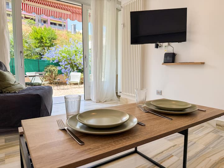 Grand Studio Avec Jardin, Proche Plage, Menton - 芒通