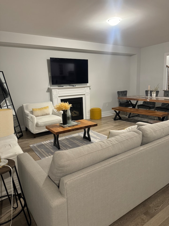New Corporate Housing Woodstock 4br, 5 Beds,4 Wr - Woodstock