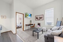 SJ Bales & Jayson - St Jo 305