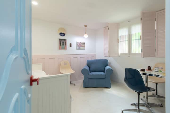 Sala de estar con un ambiente acogedor · Relajación cómoda