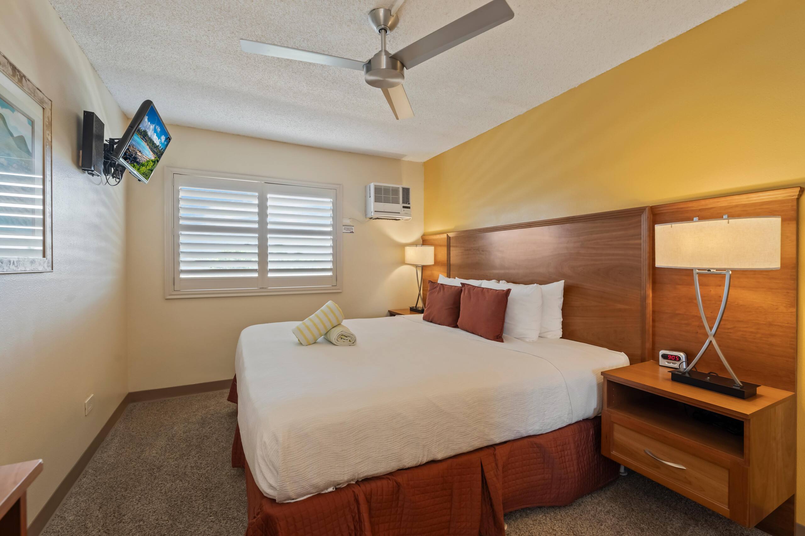 Condo in Kihei · ★4.79 · 2 bedrooms · 3 beds · 2 baths - Image 40