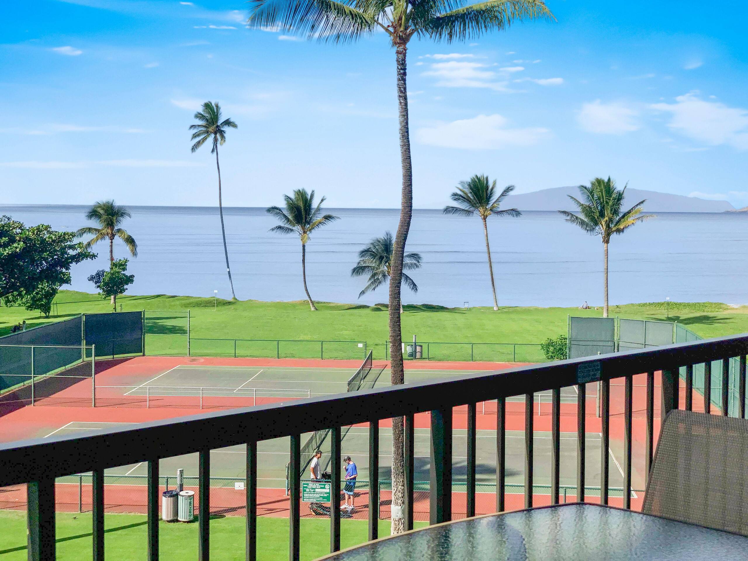 Condo in Kihei · ★4.79 · 2 bedrooms · 3 beds · 2 baths - Image 2