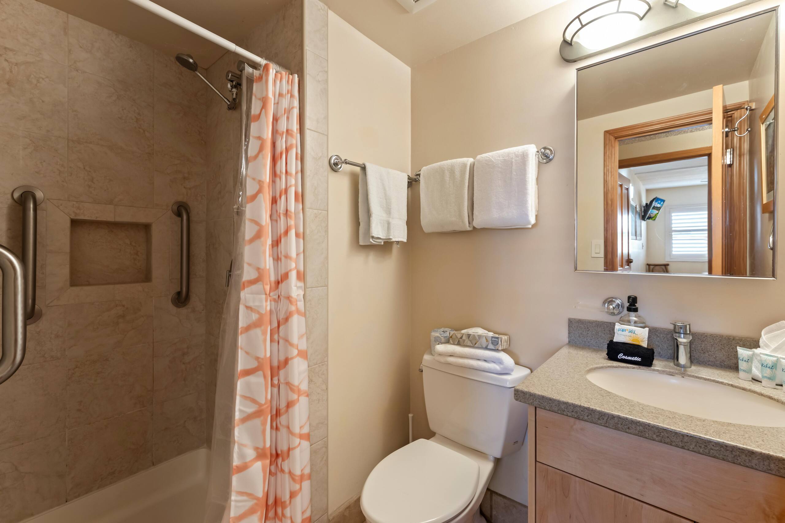 Condo in Kihei · ★4.79 · 2 bedrooms · 3 beds · 2 baths - Image 35
