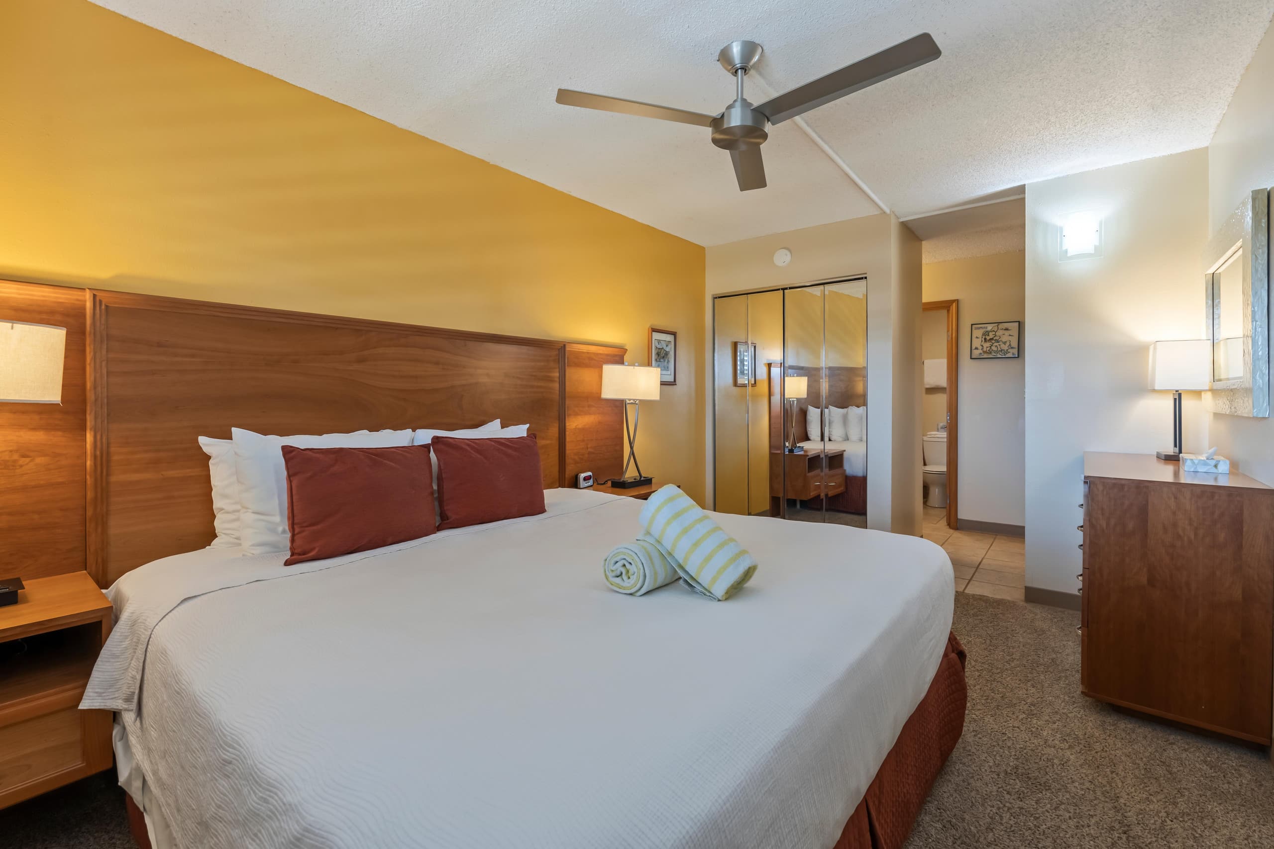 Condo in Kihei · ★4.79 · 2 bedrooms · 3 beds · 2 baths - Image 13