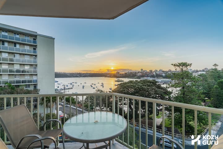 Kozyguru | Manly | Steps From The Coastal Bliss - Manly