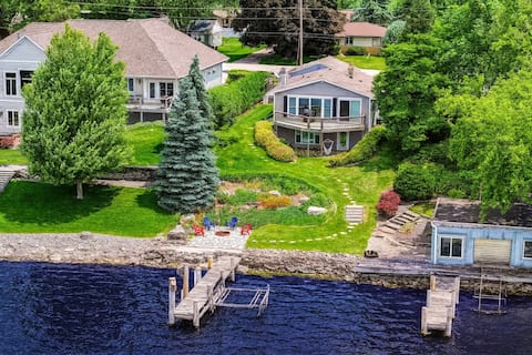 Private Lakeshore Retreat!