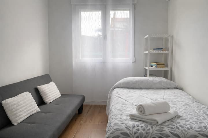 Spálňa 4