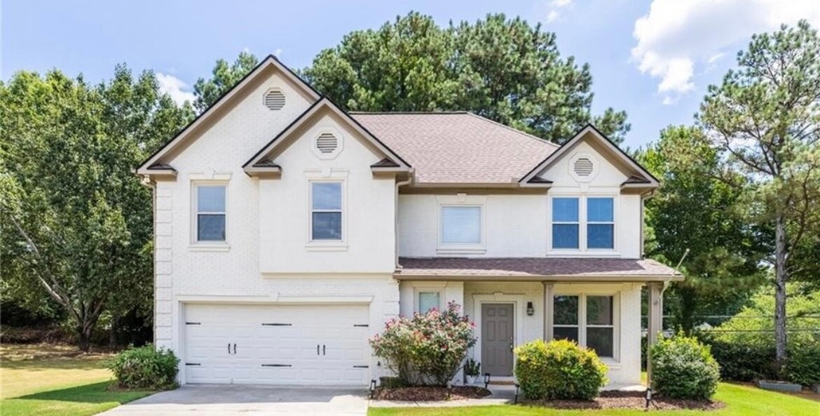 Nice and Updated house with charm