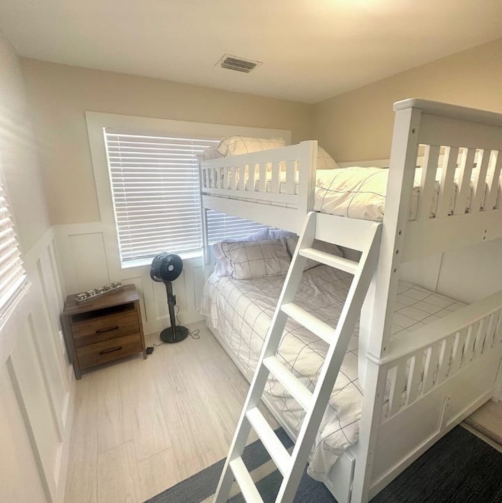 Krevate marinari me madhësi të plotë