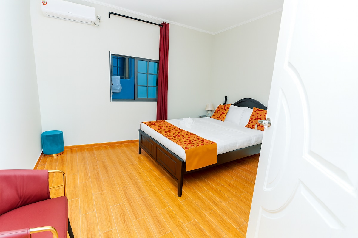 Bedroom 2 image 1