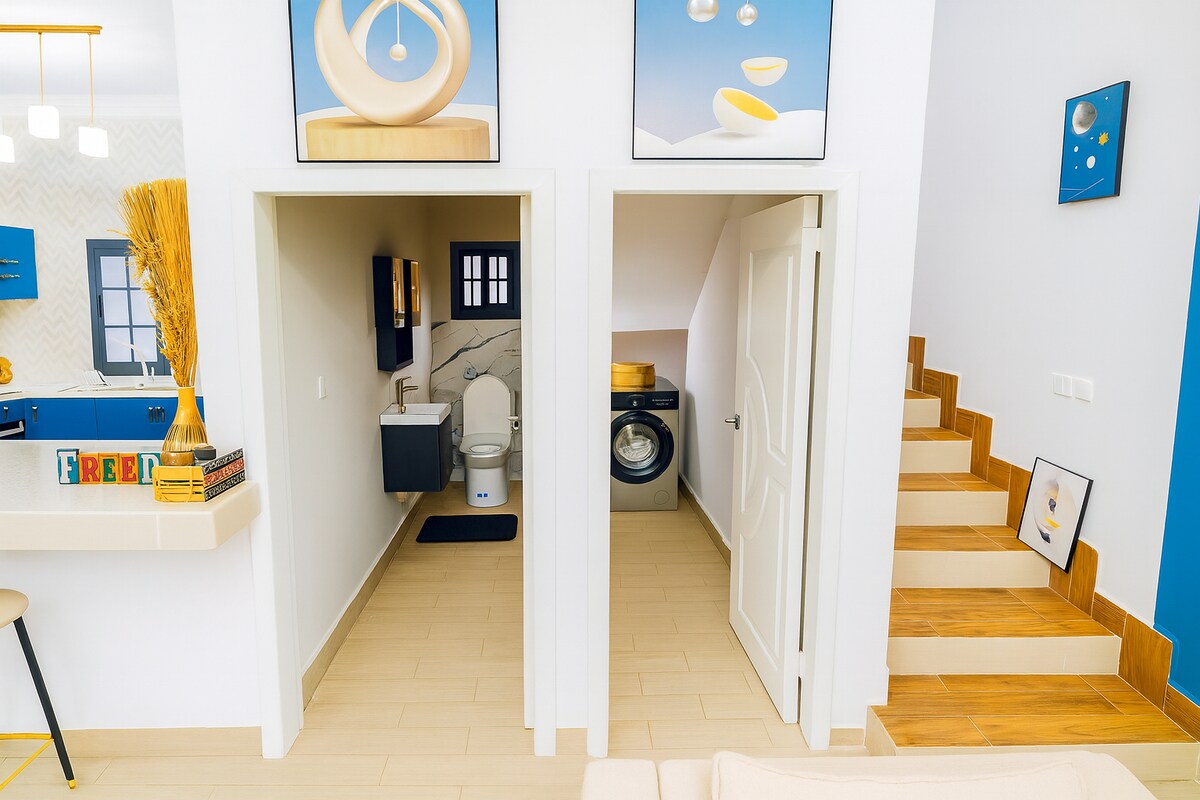 Laundry area image 1