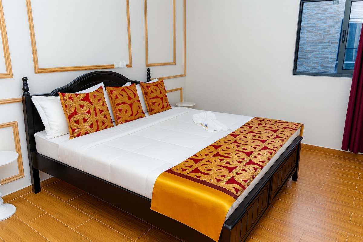 Bedroom 3 image 1