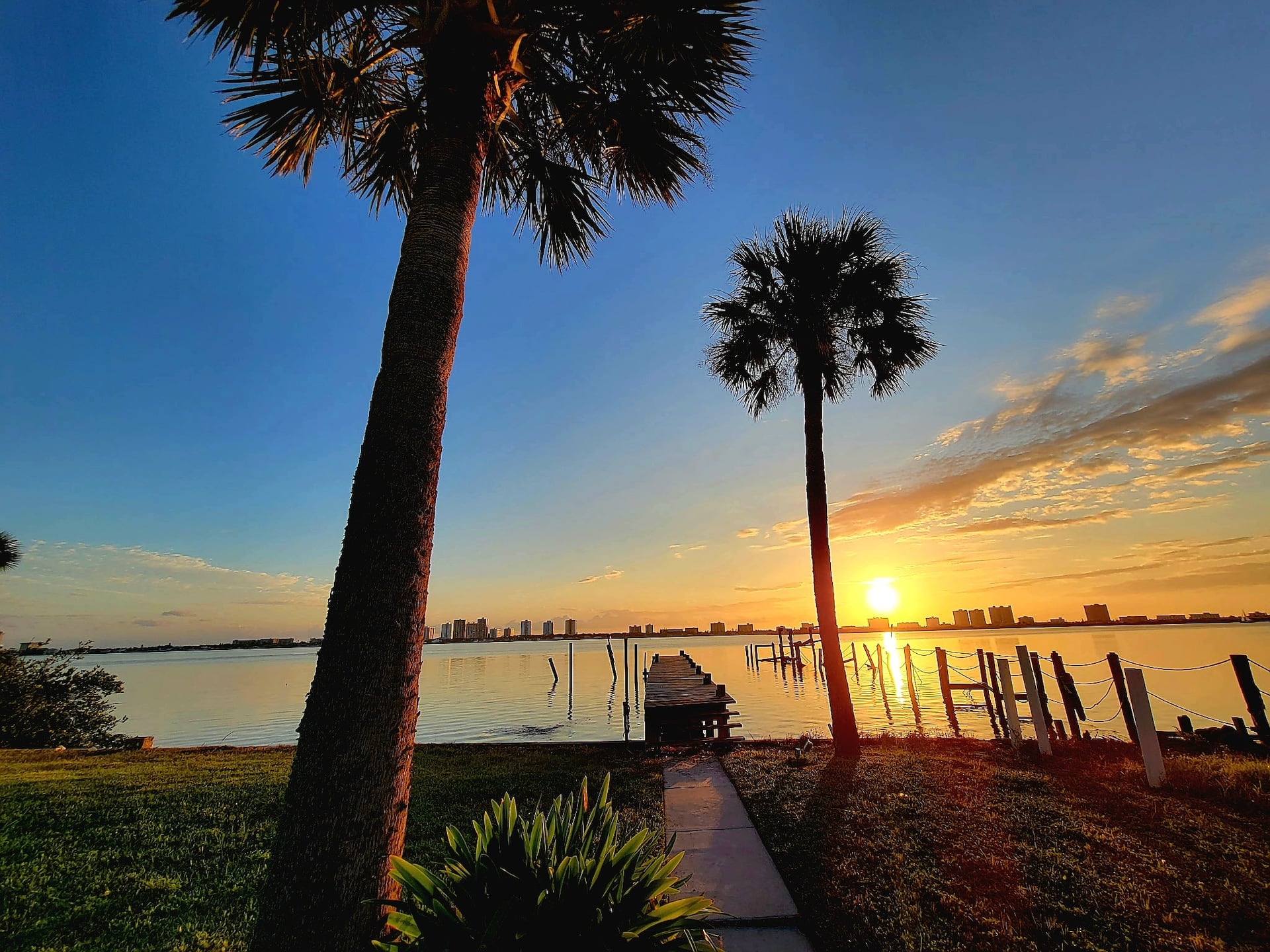 Waterfront Oasis w/ Private Pool – Relax & Unwind
