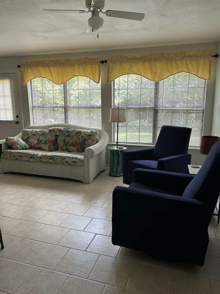 Bayview Bungalow - Biloxi, MS