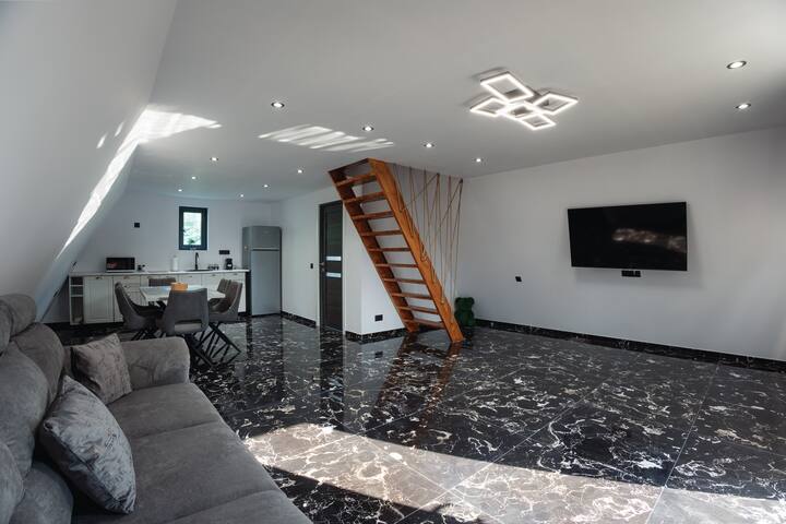 Aura Chalet - Valea Doftanei