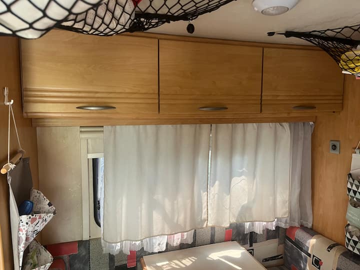Cómoda Caravana O Sencilla Tienda De Campaña - Villaviciosa de Odón