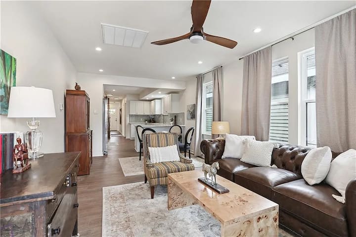 3br/3ba * Minutes To French Qtr - New Orleans, LA