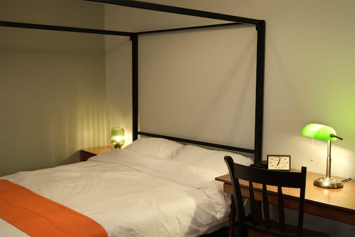 Malevich Room - Chicago, IL