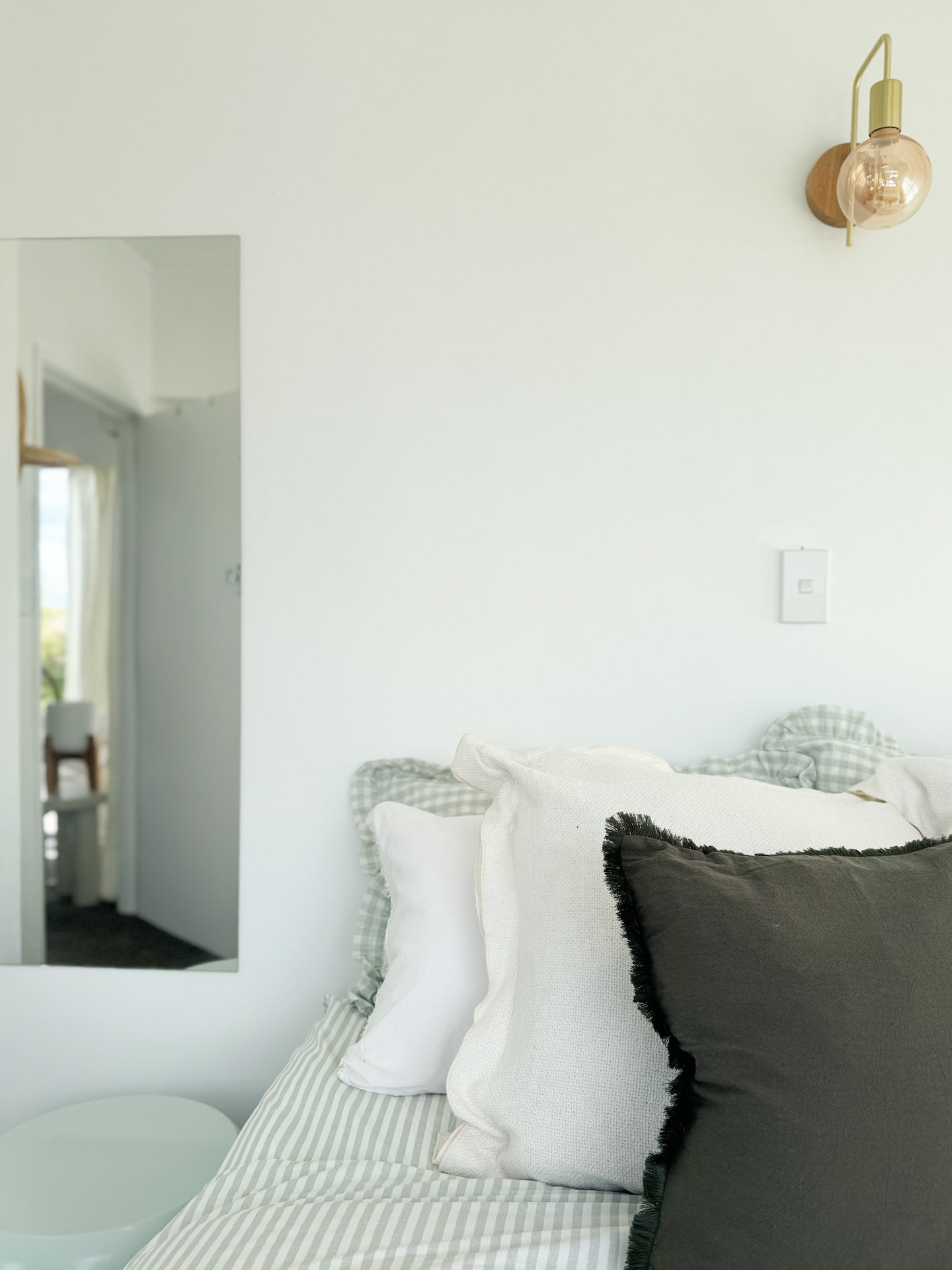 Nellies Nest 1