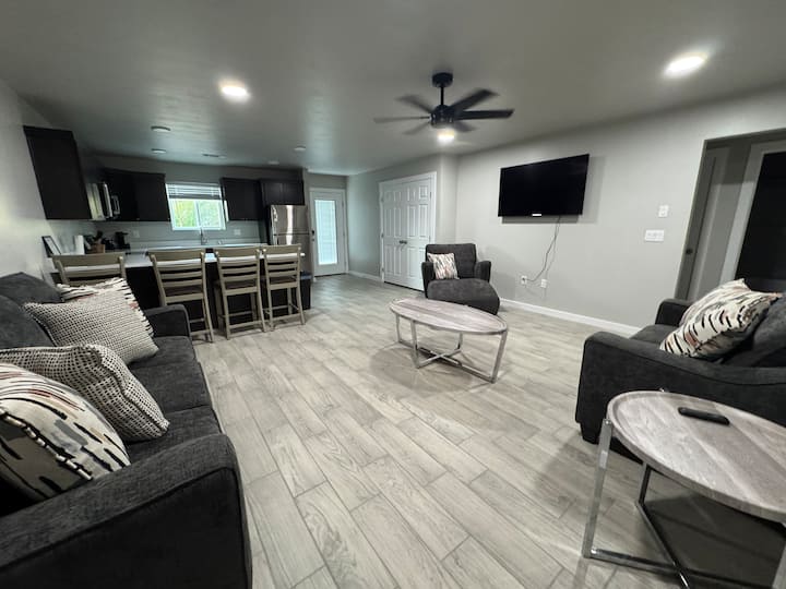 #2 Sandstone Serenity - Carlsbad, NM