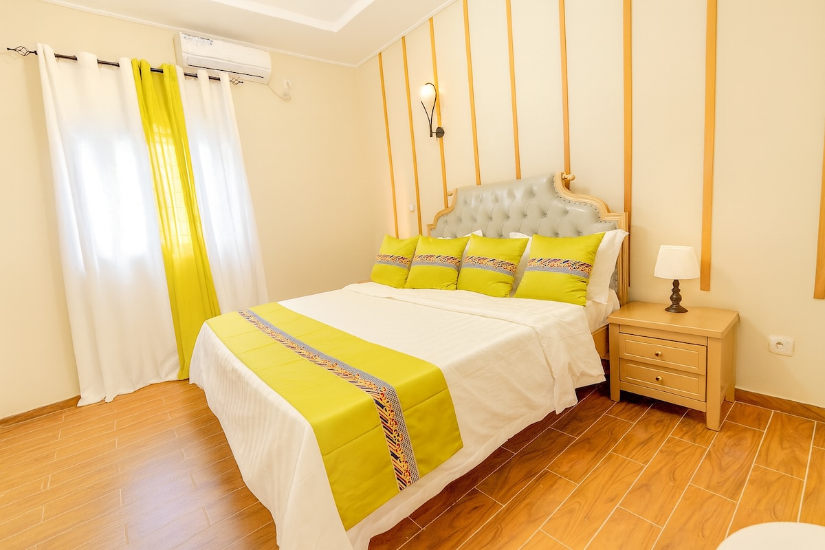 Bedroom 3 image 1