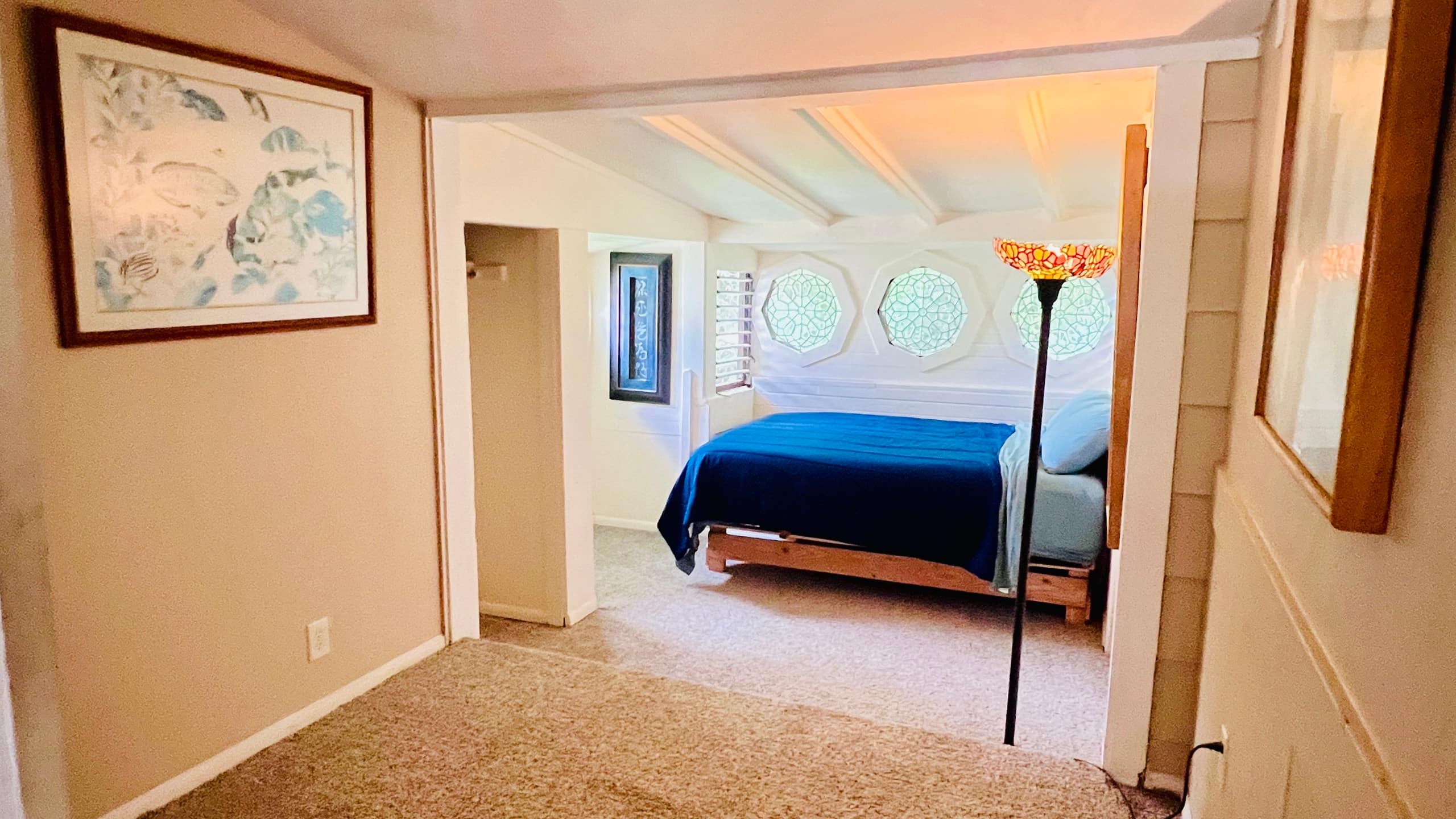 Home in Captain Cook · ★4.9 · 1 bedroom · 1 bed · Shared half-bath - Image 2