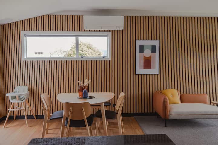 Retro Rest - Your Fiordland Escape