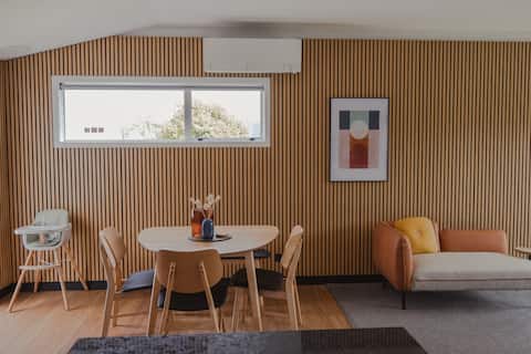 Retro Rest - Your Fiordland Escape