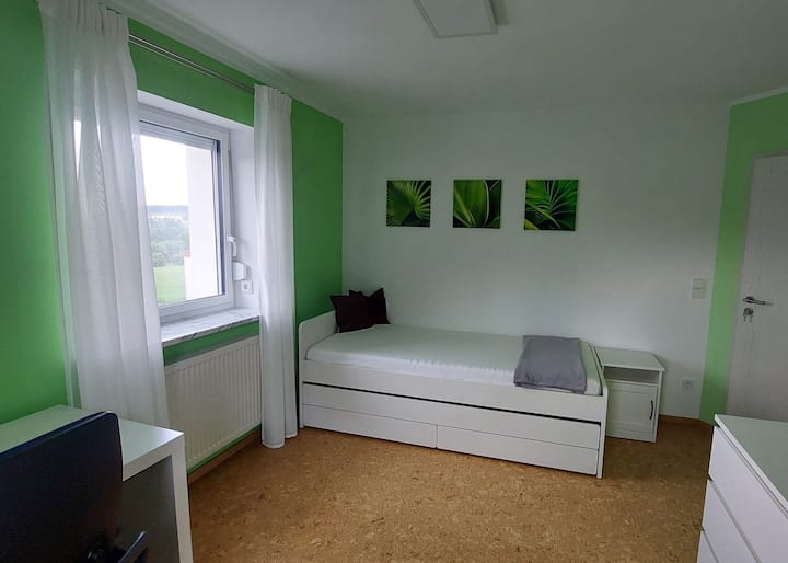 غرفة النوم 2