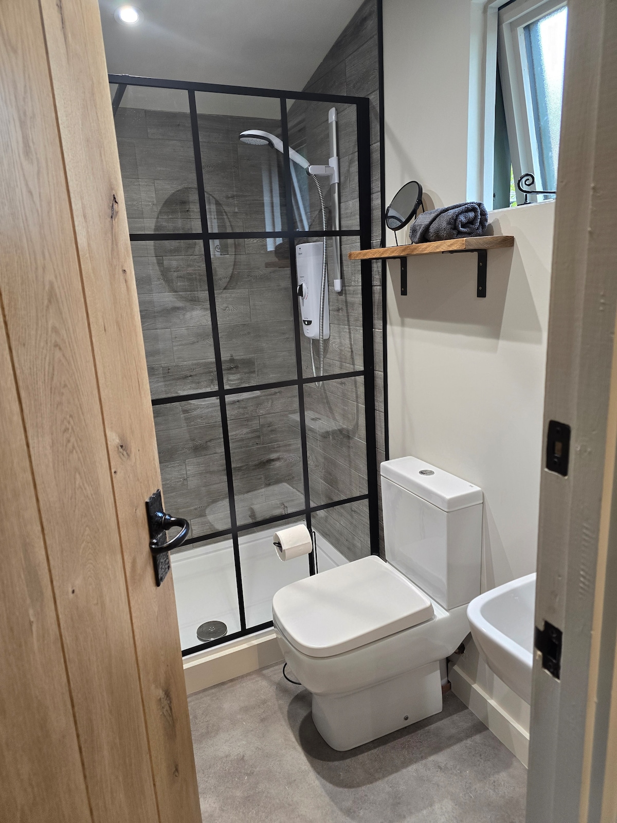 The Hide — Cheshire holiday cottage photo 1