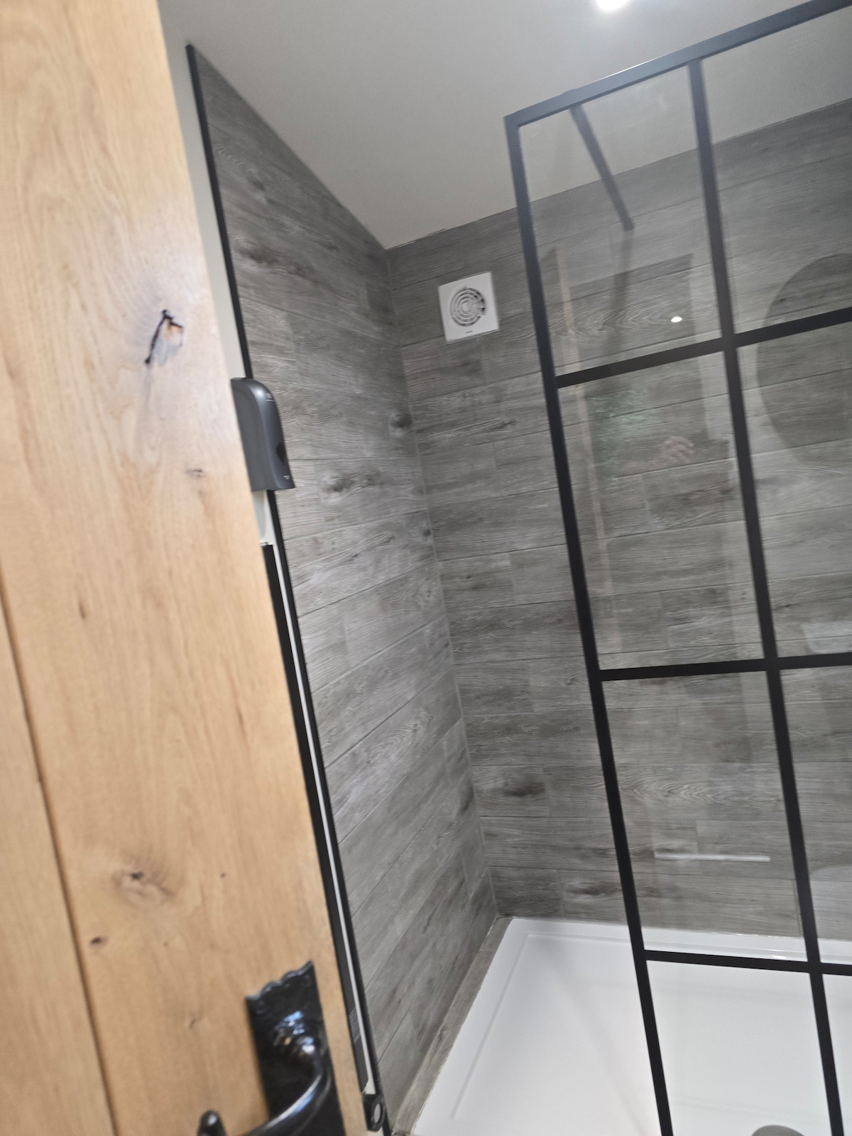 The Hide — Cheshire holiday cottage photo 4