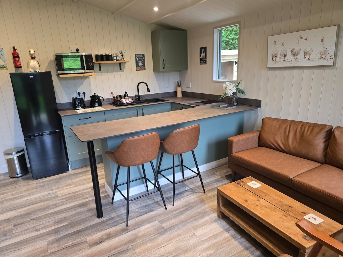 The Hide — Cheshire holiday cottage photo 10