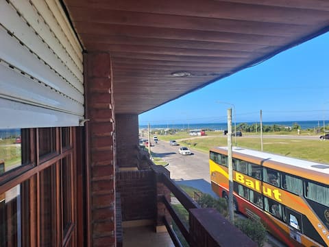 Popular Airbnb listing: Mar del Plata South 6 in Faro Norte