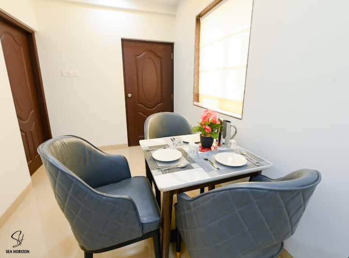 Dining area image 1