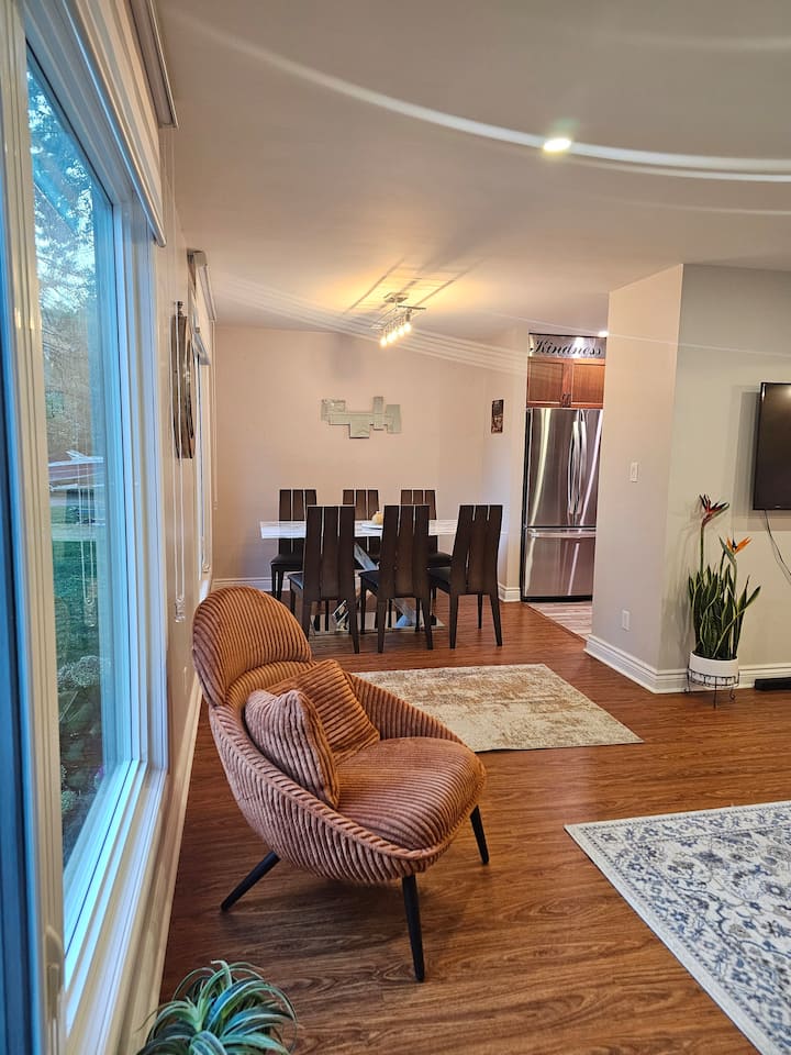 Private Hottub Cottage • 3br • Firepit • Bbq - Innisfil
