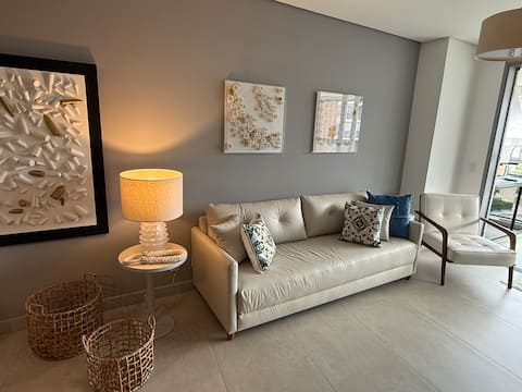 Top performing Airbnb: Oceanfront apartment, super luxurious in Bertioga