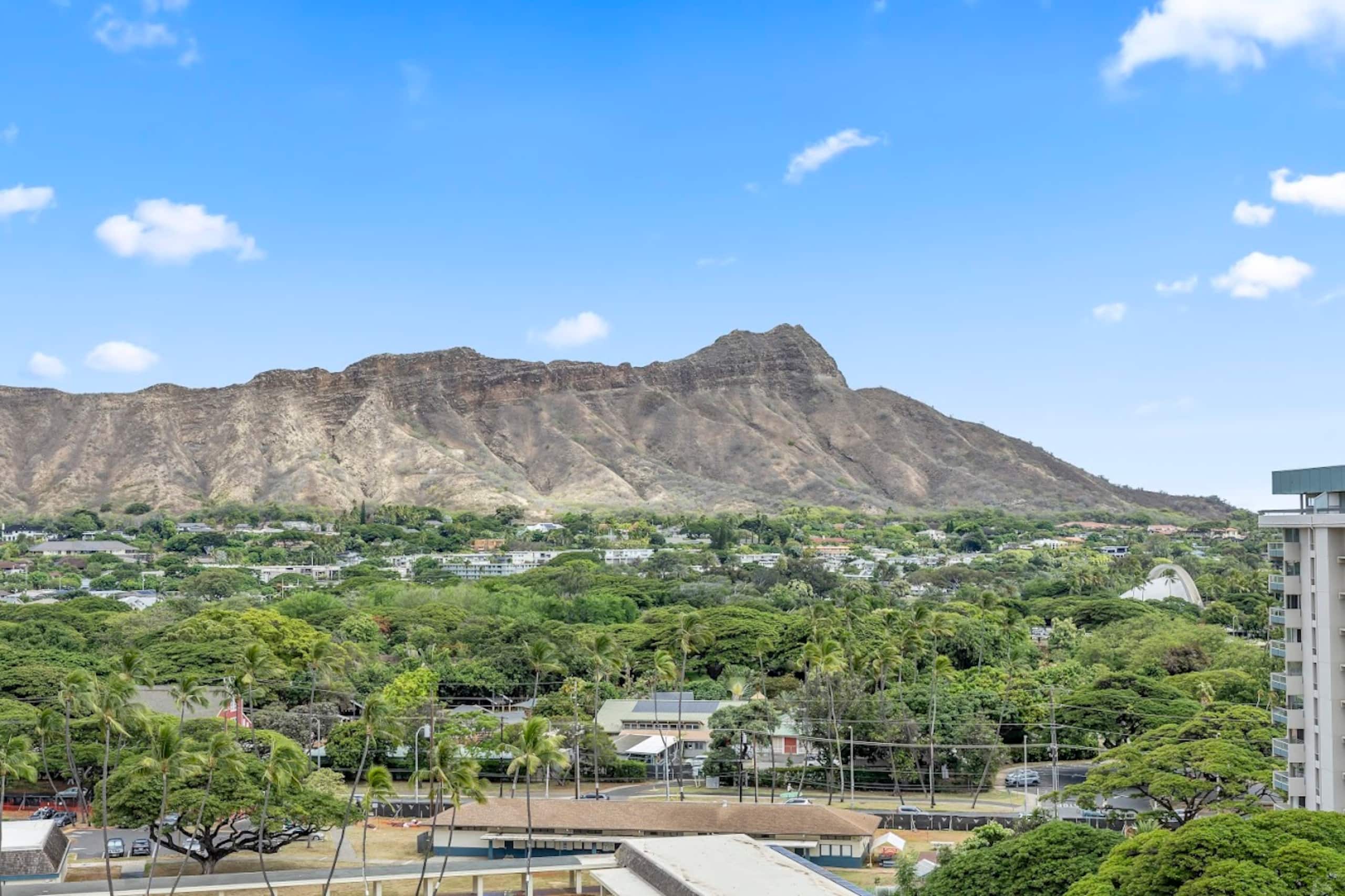 14FL-Stunning Diamond Head View-2BR-Near Beach! - Image 47