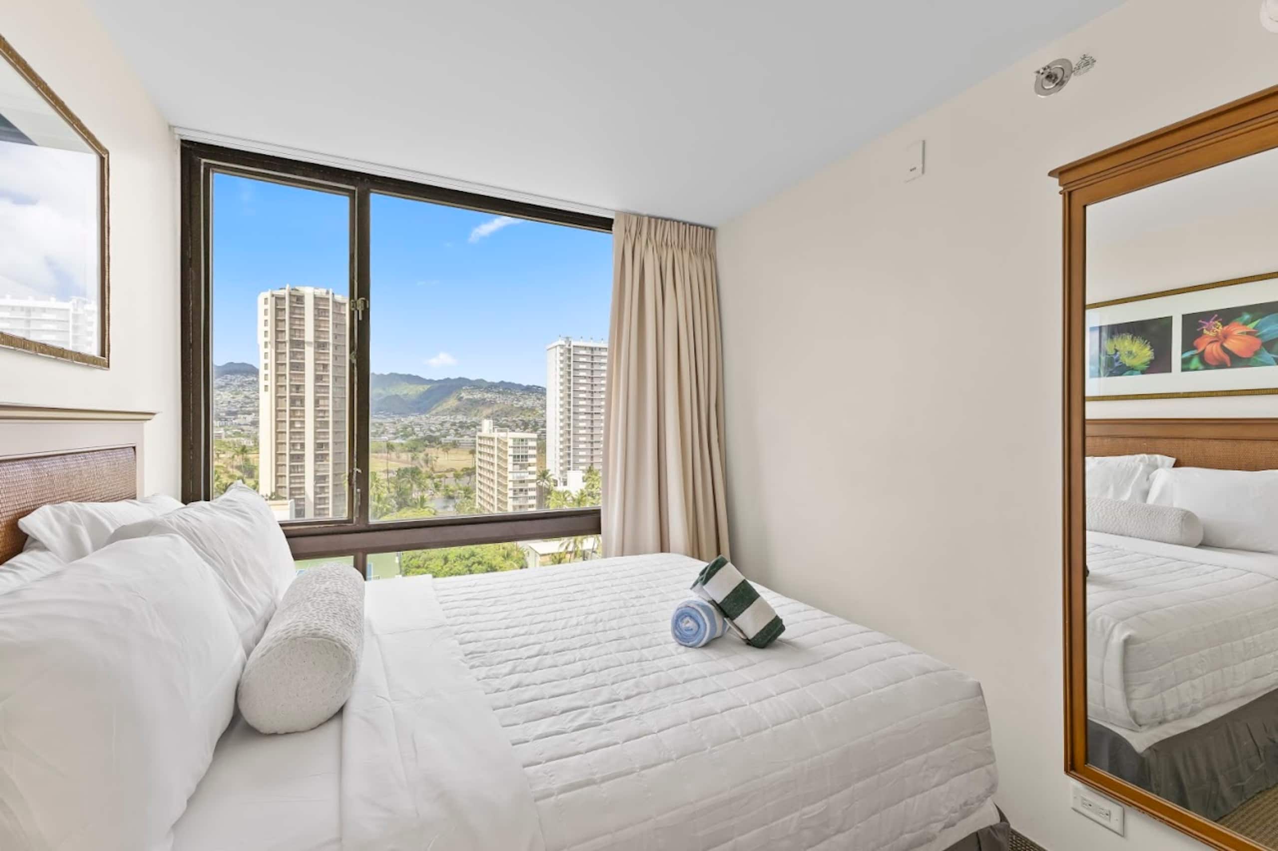 14FL-Stunning Diamond Head View-2BR-Near Beach! - Image 33