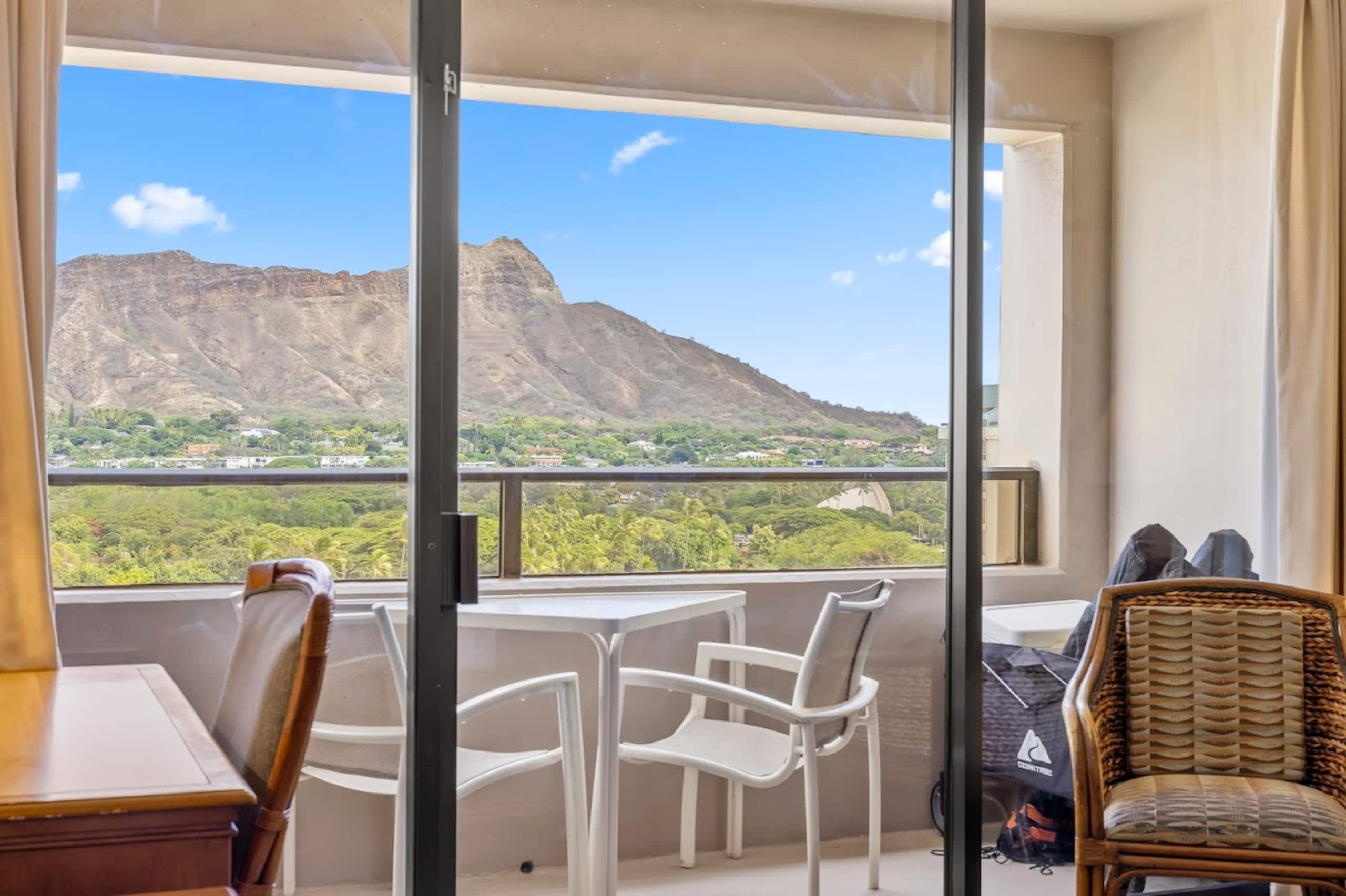 14FL-Stunning Diamond Head View-2BR-Near Beach! - Image 40